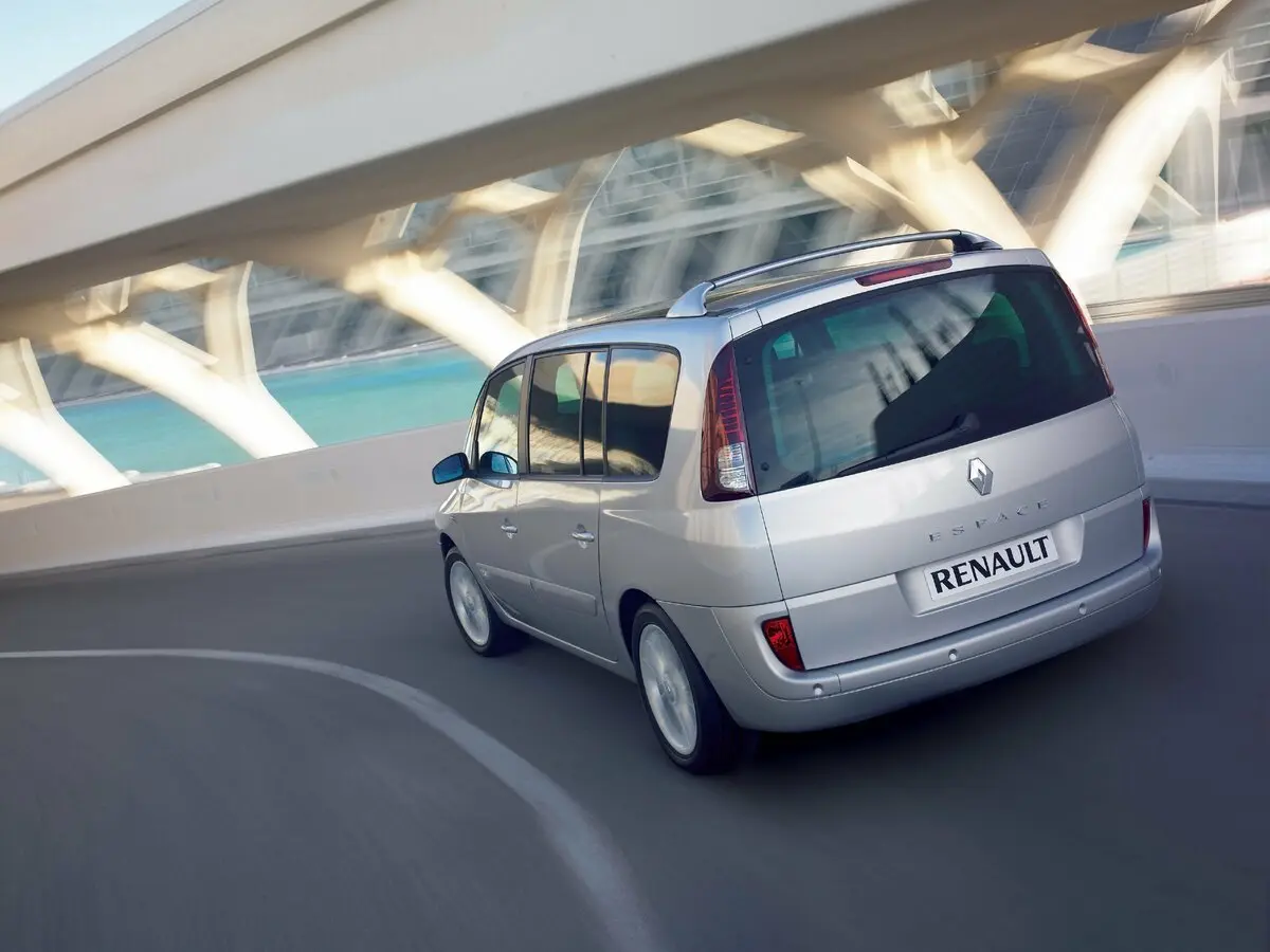 Renault Espace IV Рестайлинг Минивэн — фото 3