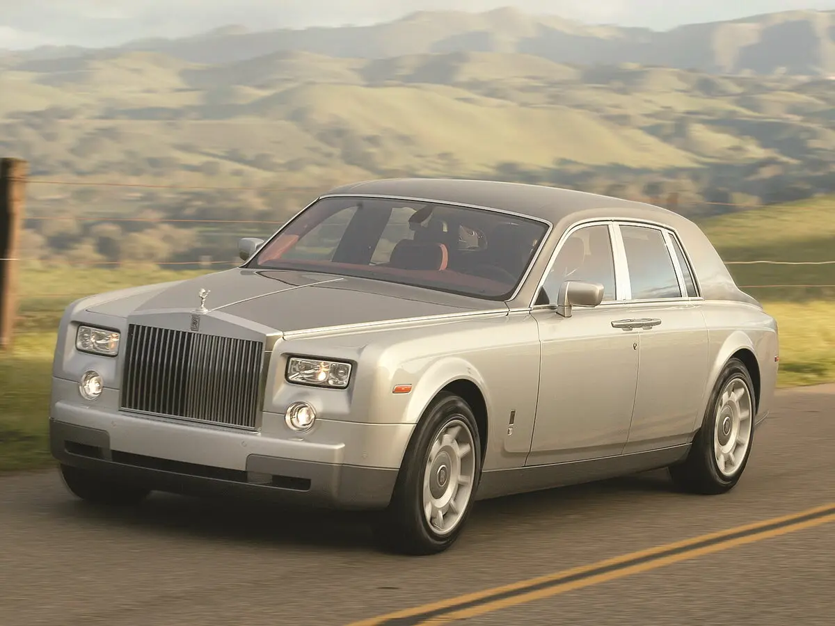 Rolls-Royce Phantom VII Седан