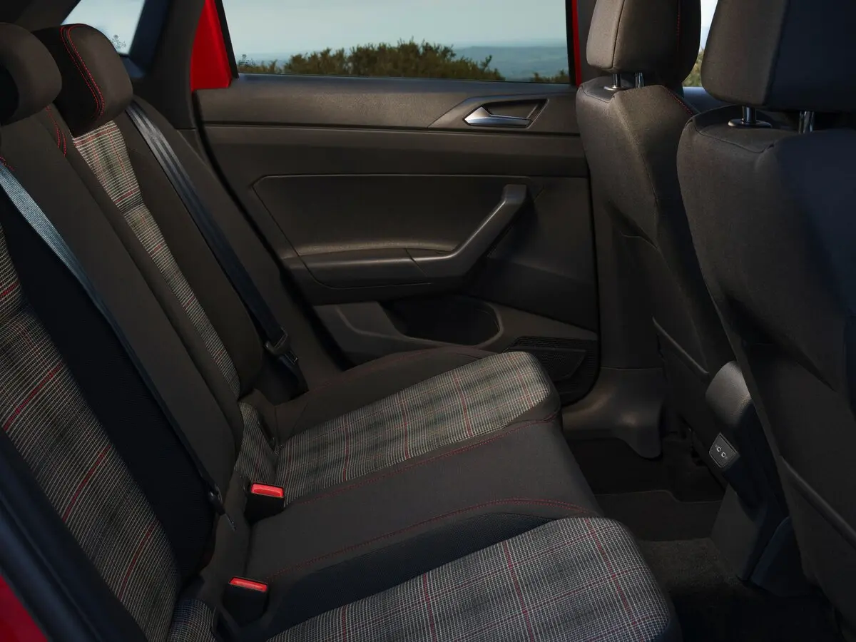 Volkswagen Polo GTI VI Рестайлинг Хэтчбек 5 дв. — сүрөт 10
