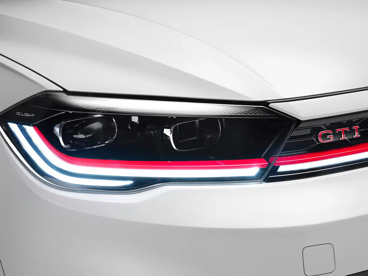 Volkswagen Polo GTI VI Рестайлинг Хэтчбек 5 дв. — сүрөт 11