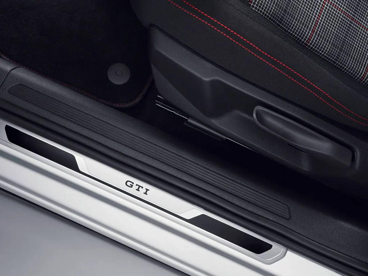 Volkswagen Polo GTI VI Рестайлинг Хэтчбек 5 дв. — сүрөт 13