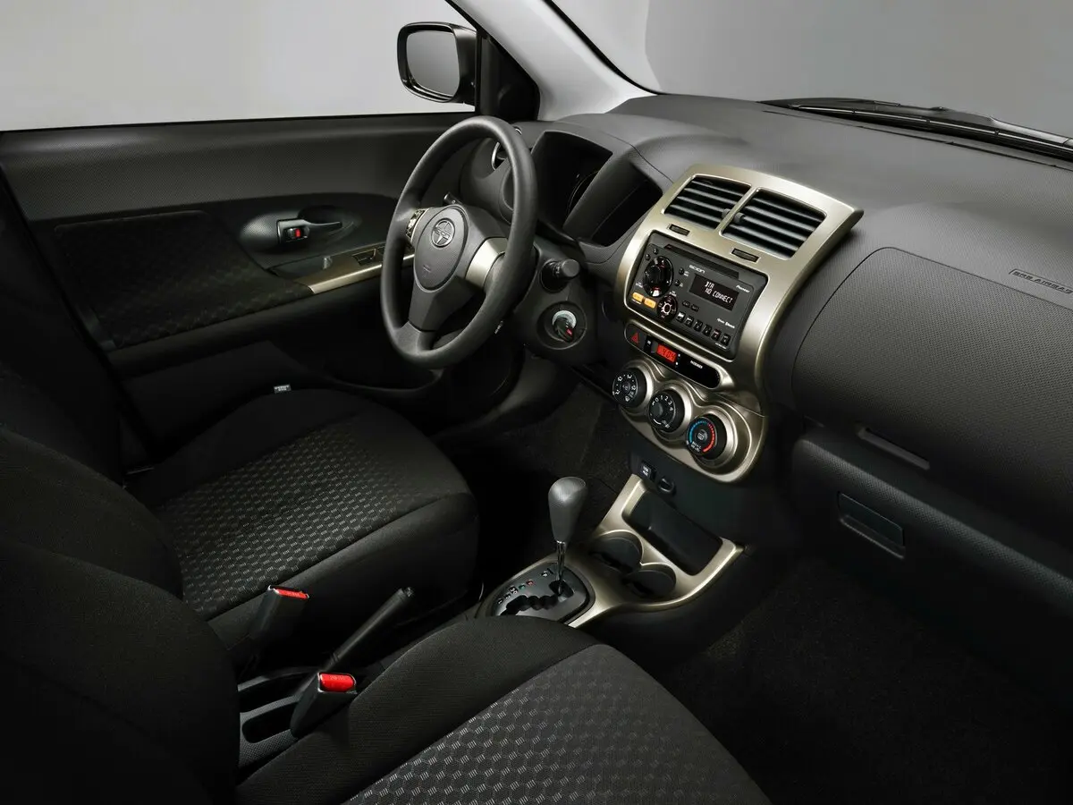 Scion xD 2008 – 2014 Хэтчбек 5 дв. — photo 7
