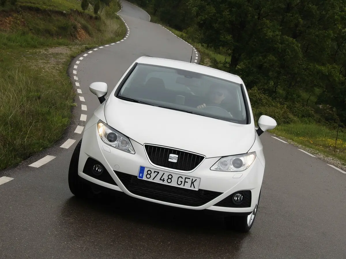 SEAT Ibiza IV Хэтчбек 3 дв. — сүрөт 3