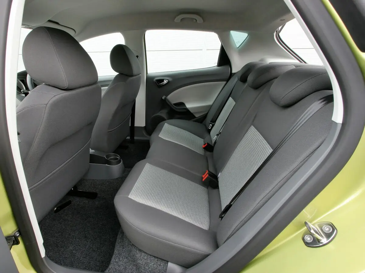SEAT Ibiza IV Хэтчбек 5 дв. — 照片 11