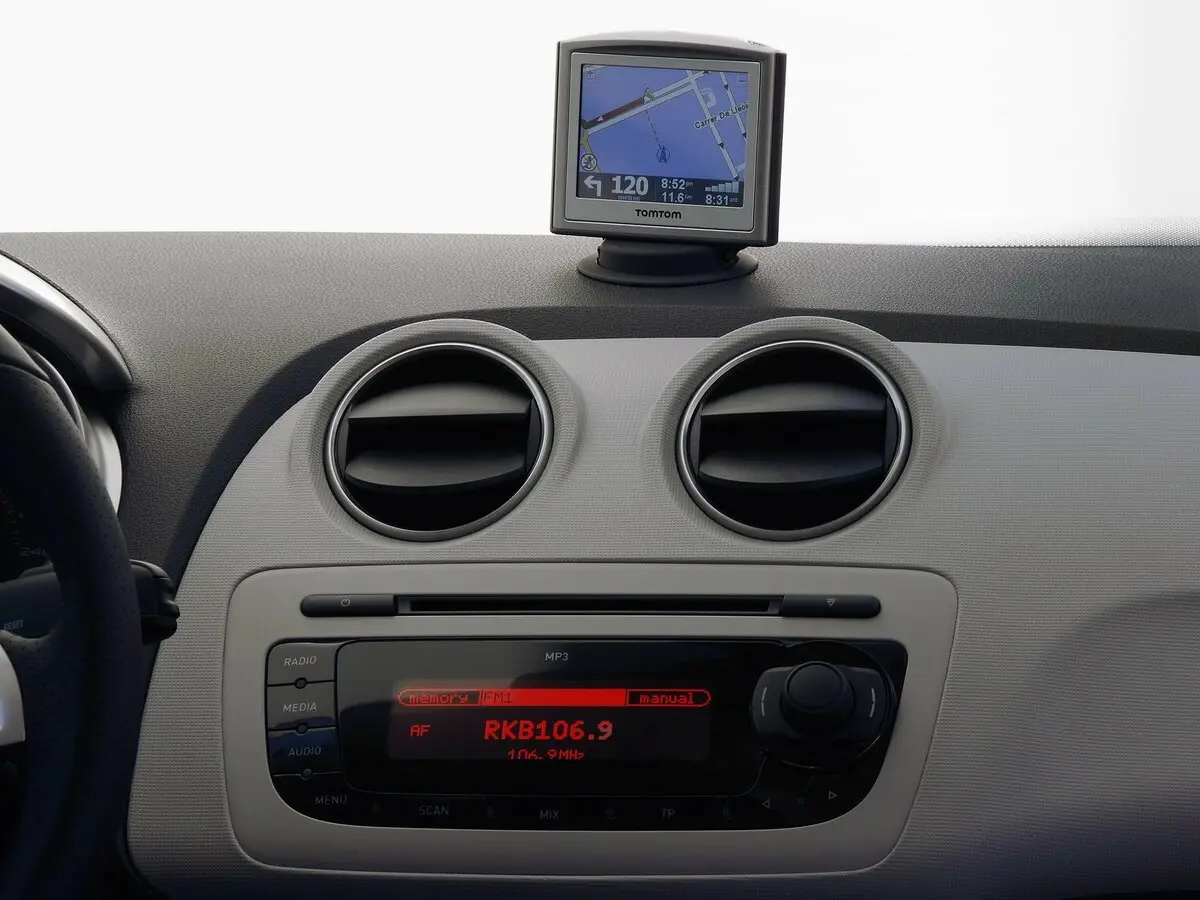 SEAT Ibiza IV Хэтчбек 5 дв. — 照片 14