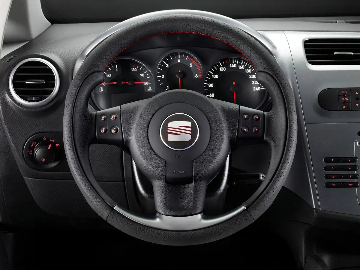 SEAT Leon II Хэтчбек 5 дв. — photo 9