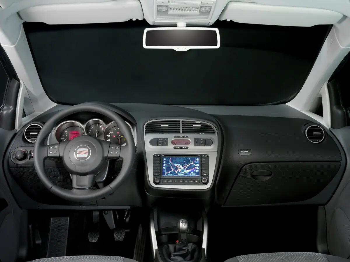 SEAT Toledo III Хэтчбек 5 дв. — 照片 6