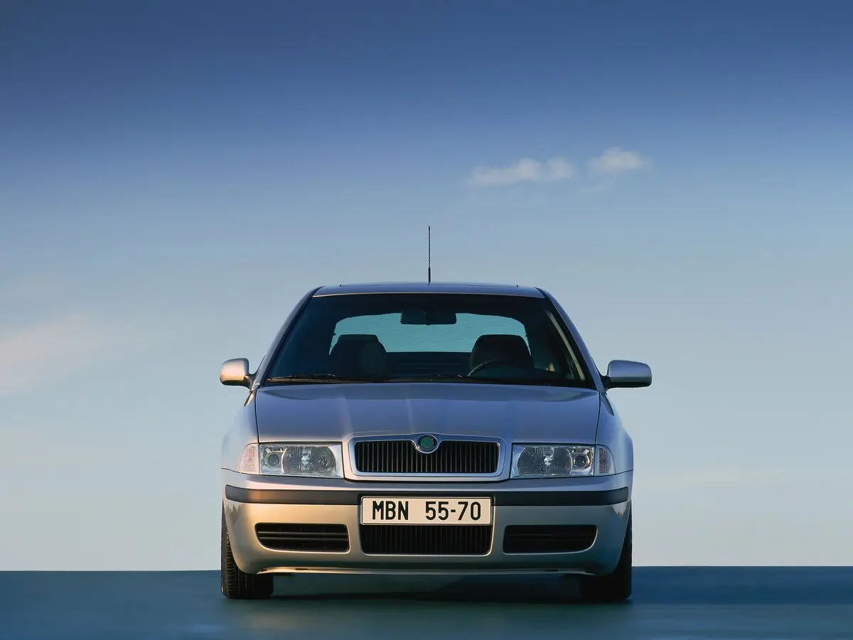 Skoda Octavia I (A4) Рестайлинг Лифтбек — сүрөт 2