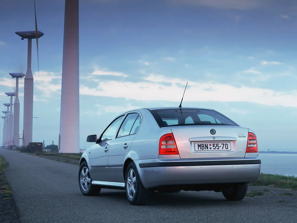 Skoda Octavia I (A4) Рестайлинг Лифтбек — сүрөт 3