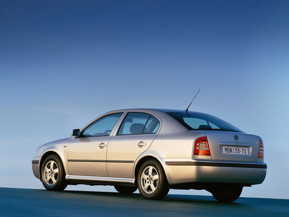 Skoda Octavia I (A4) Рестайлинг Лифтбек — сүрөт 4