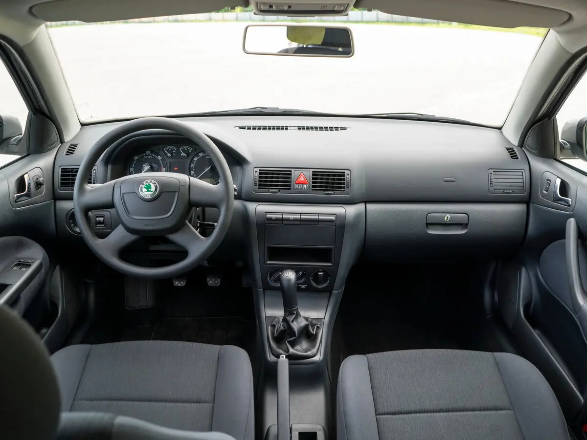 Skoda Octavia I (A4) Рестайлинг Лифтбек — сүрөт 5