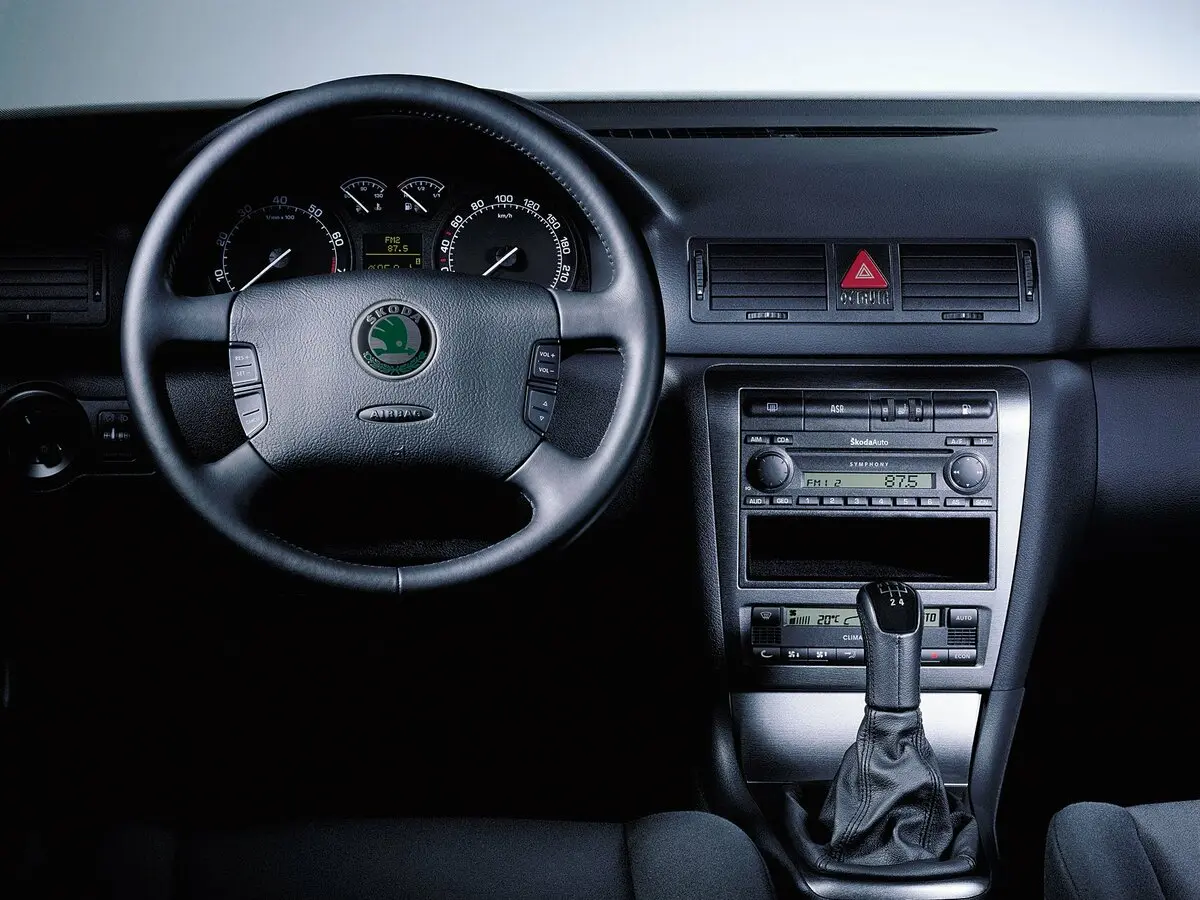 Skoda Octavia I (A4) Рестайлинг Лифтбек — сүрөт 8