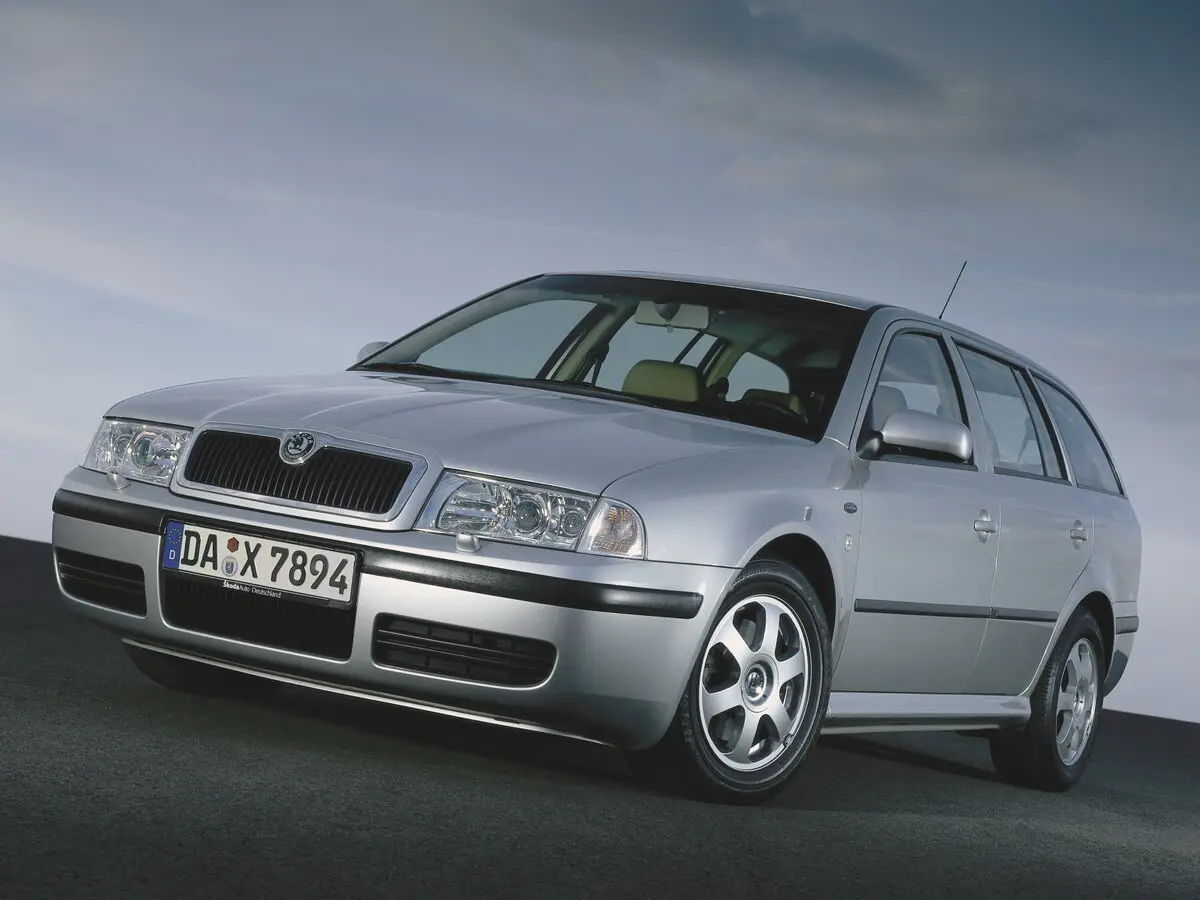 Skoda Octavia I (A4) Рестайлинг Универсал 5 дв.