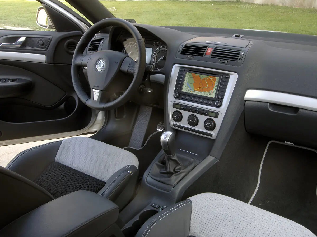 Skoda Octavia RS II Лифтбек — сүрөт 6