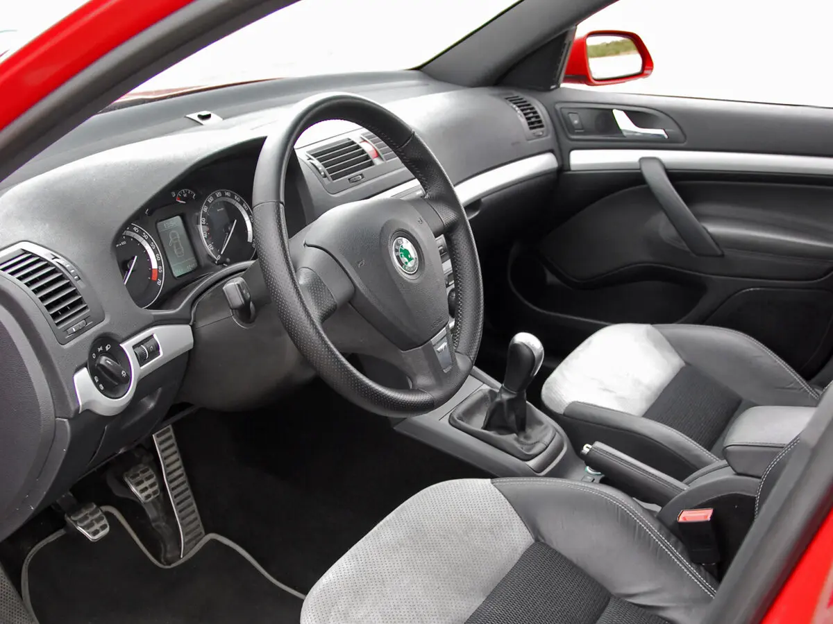 Skoda Octavia RS II Лифтбек — сүрөт 7