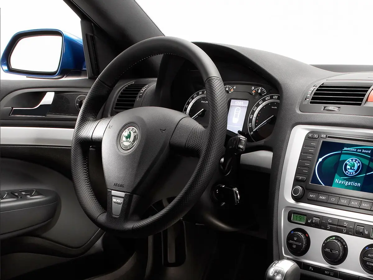 Skoda Octavia RS II Лифтбек — сүрөт 9