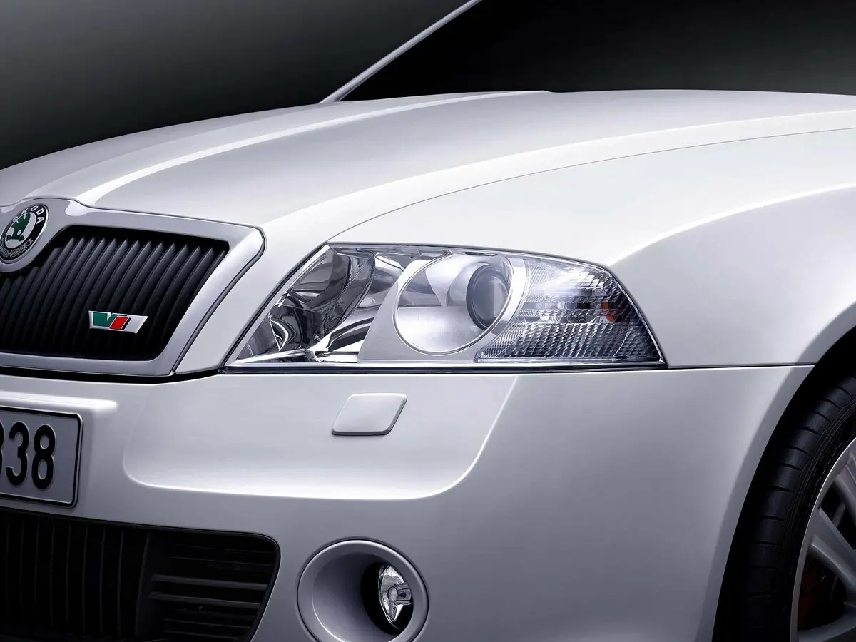 Skoda Octavia RS II Лифтбек — сүрөт 11