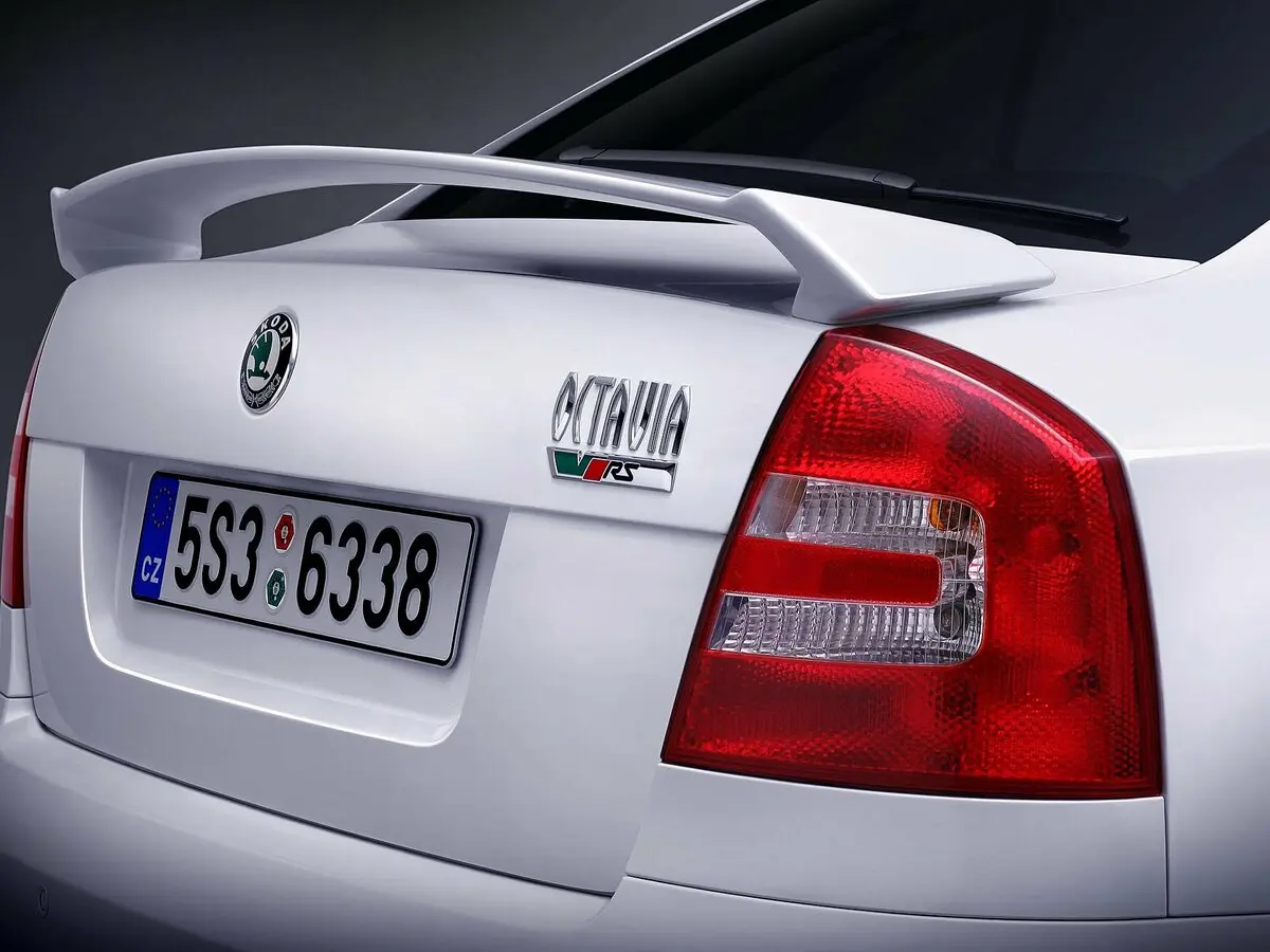 Skoda Octavia RS II Лифтбек — сүрөт 12