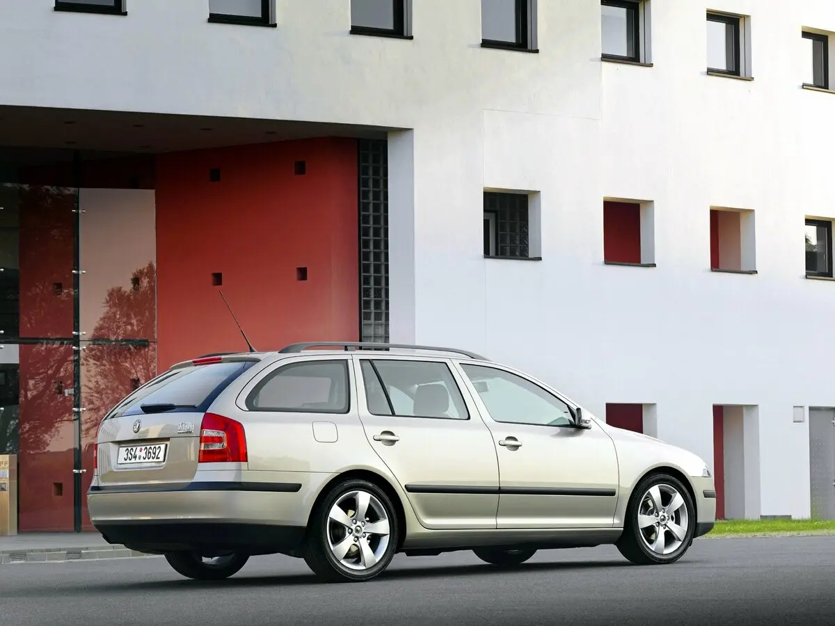 Skoda Octavia II (A5) Универсал 5 дв. — сүрөт 5