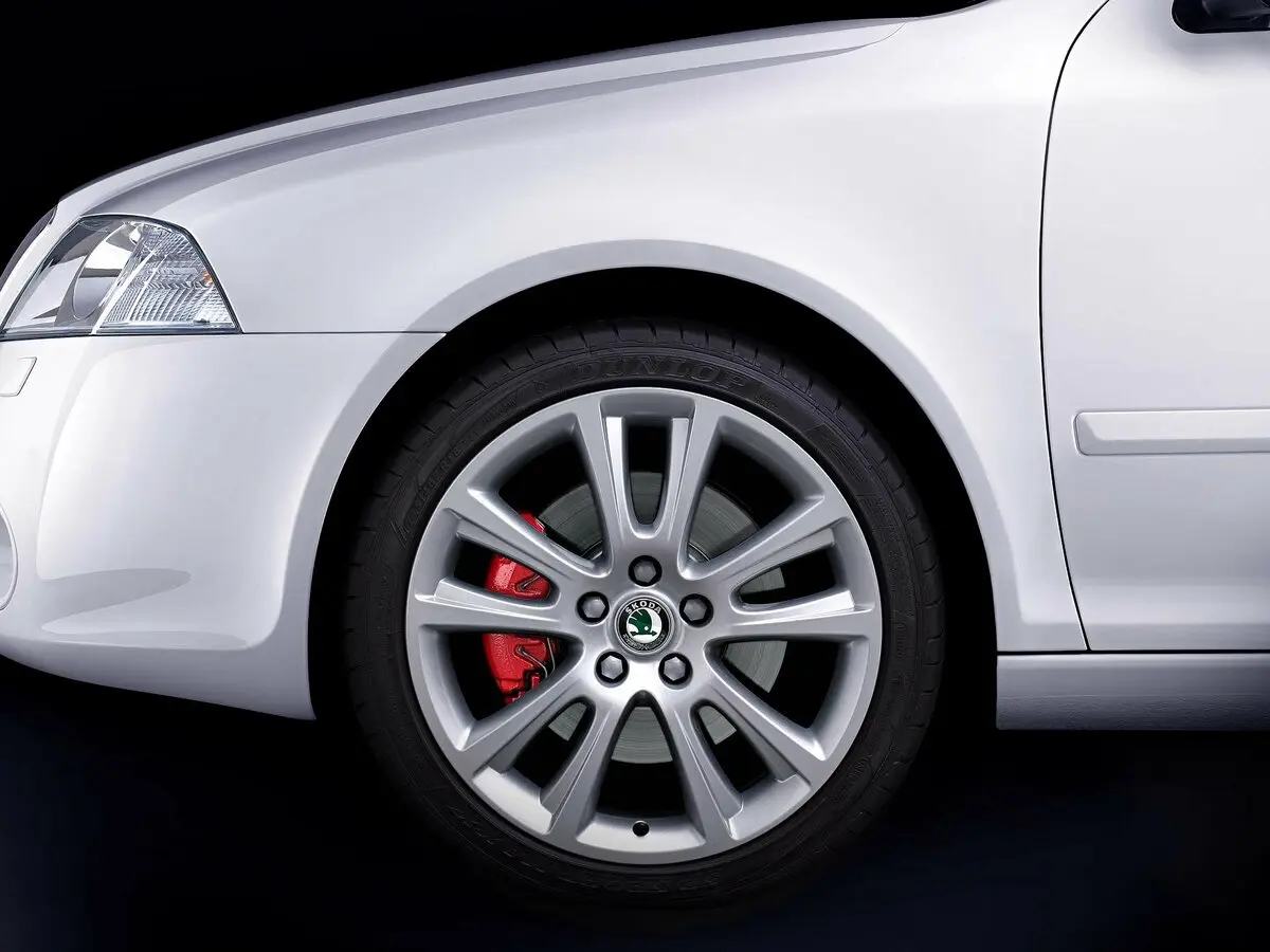 Skoda Octavia RS II Универсал 5 дв. — сүрөт 7