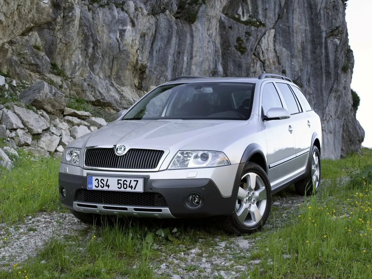 Skoda Octavia II (A5) Универсал 5 дв. Scout