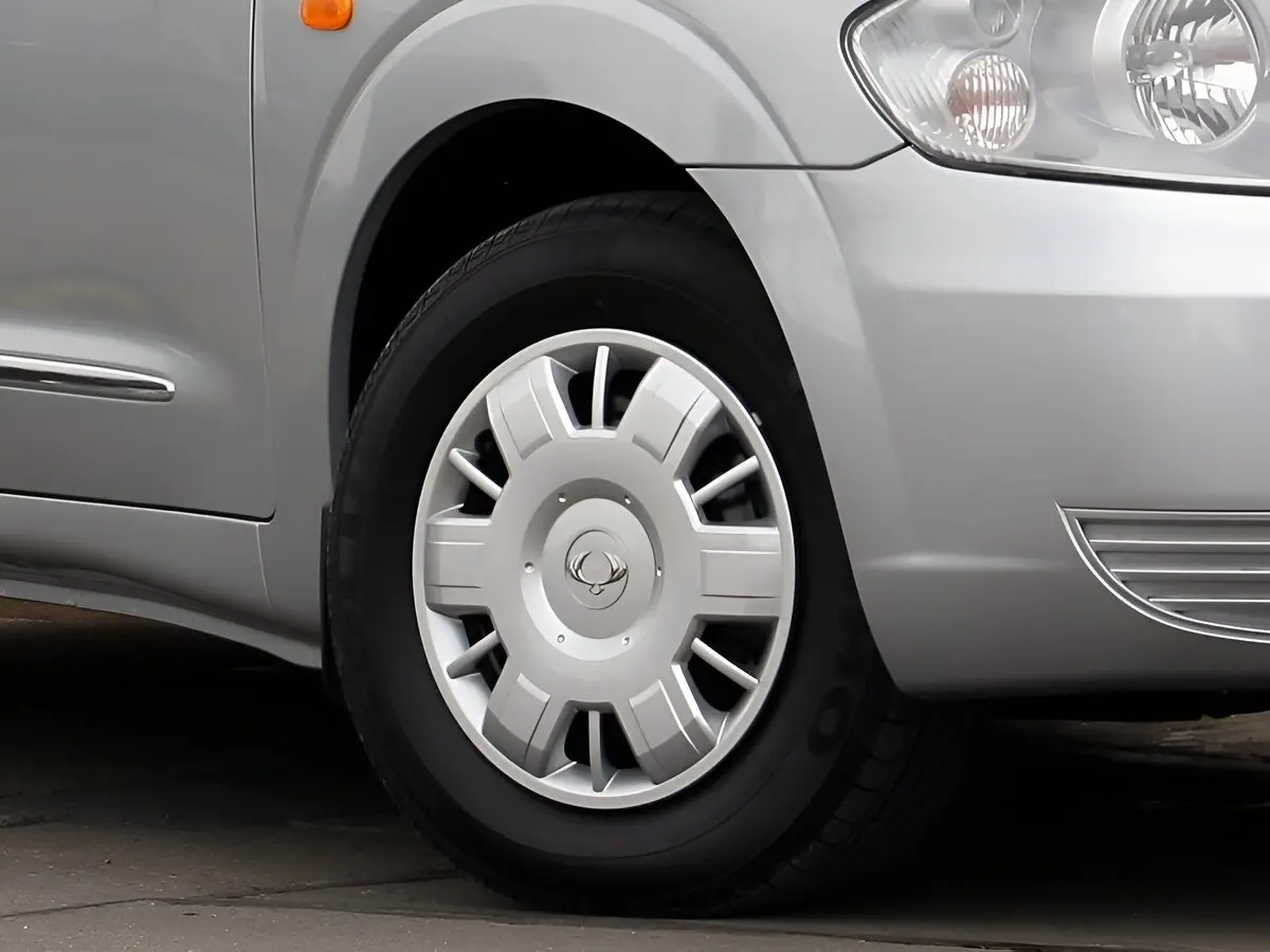 SsangYong Rodius I Рестайлинг Минивэн — фото 8