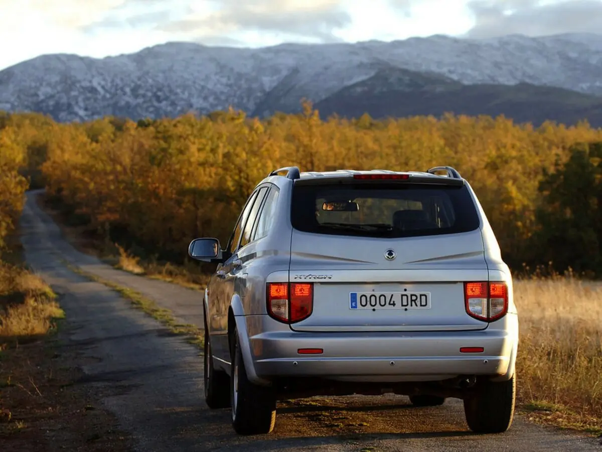 SsangYong Kyron I Внедорожник 5 дв. — сүрөт 4
