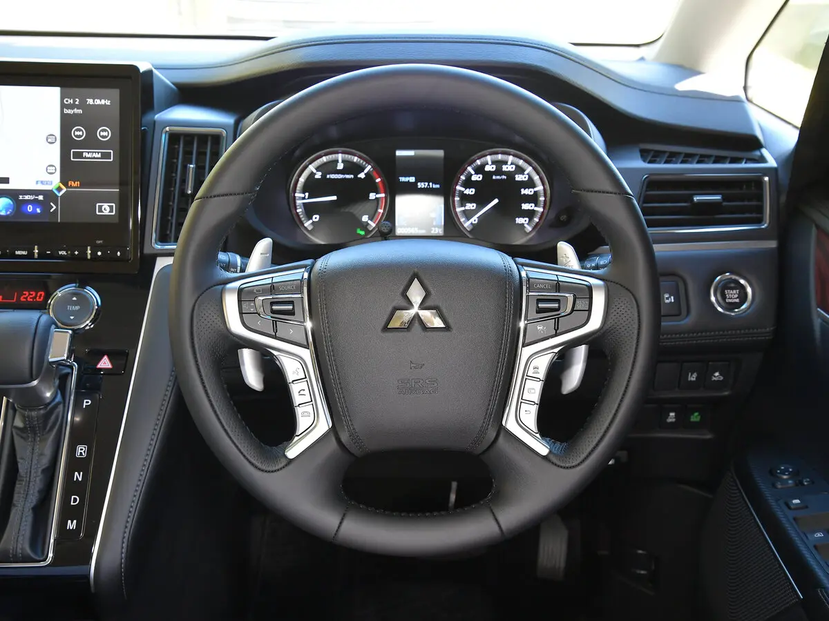 Mitsubishi Delica D:5 I Рестайлинг Минивэн — photo 7