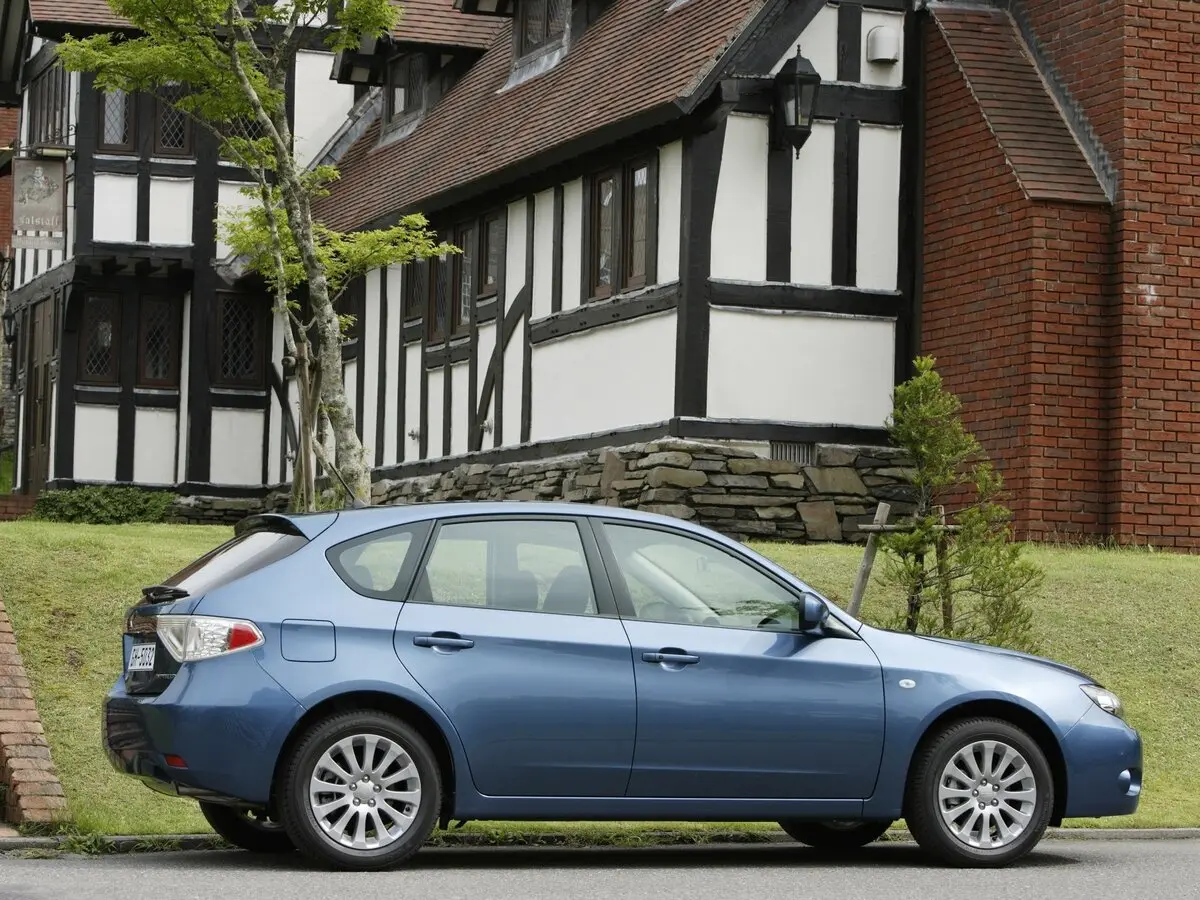 Subaru Impreza III Хэтчбек 5 дв. — фото 2