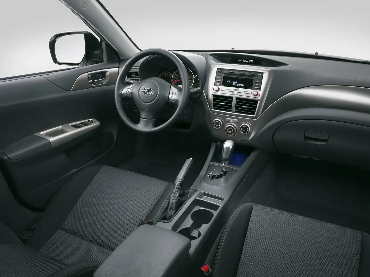 Subaru Impreza III Хэтчбек 5 дв. — фото 6