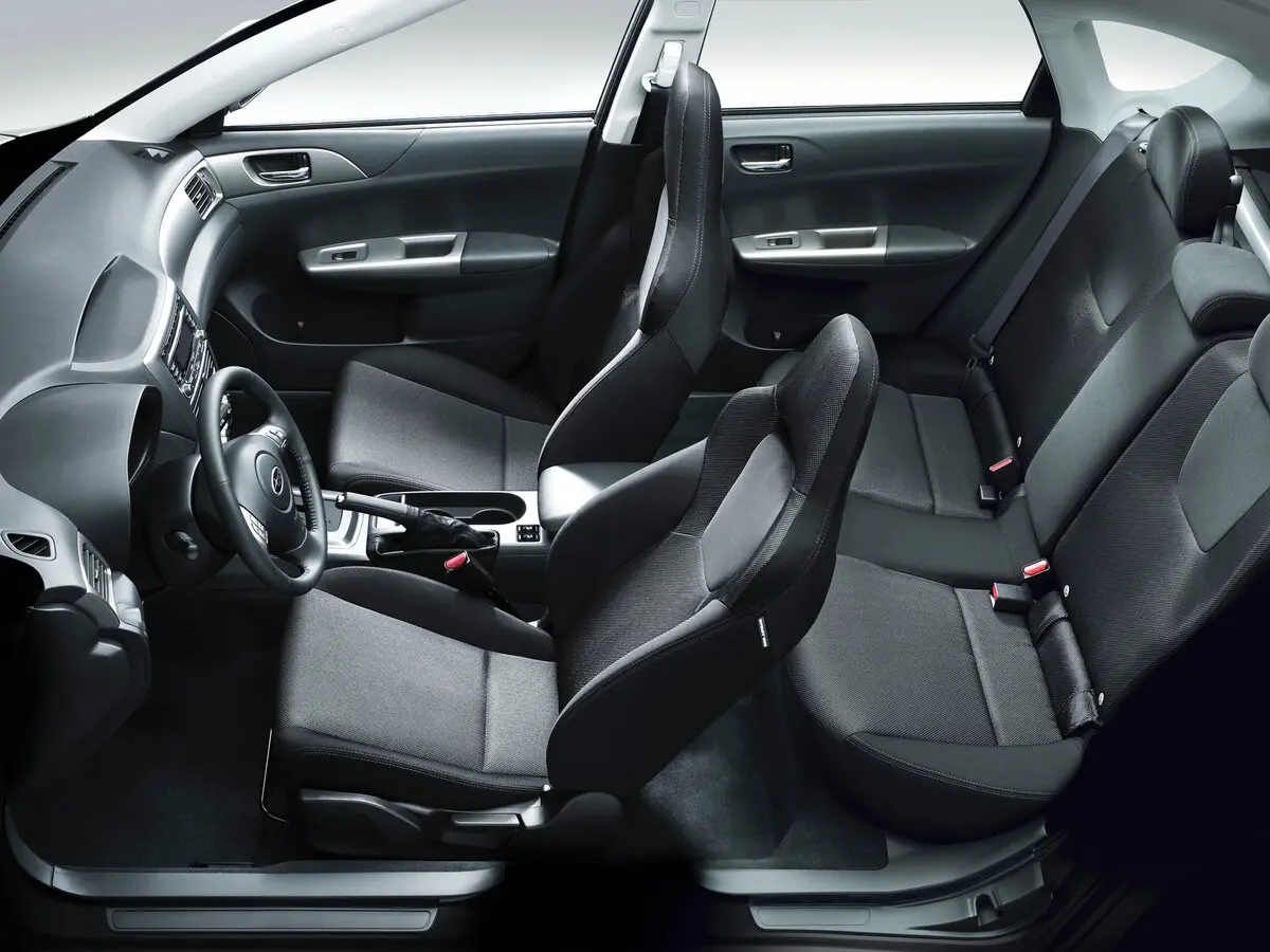 Subaru Impreza III Хэтчбек 5 дв. — фото 12