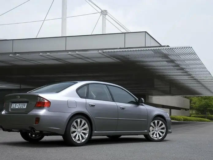 Subaru Legacy IV Рестайлинг Седан — фото 3