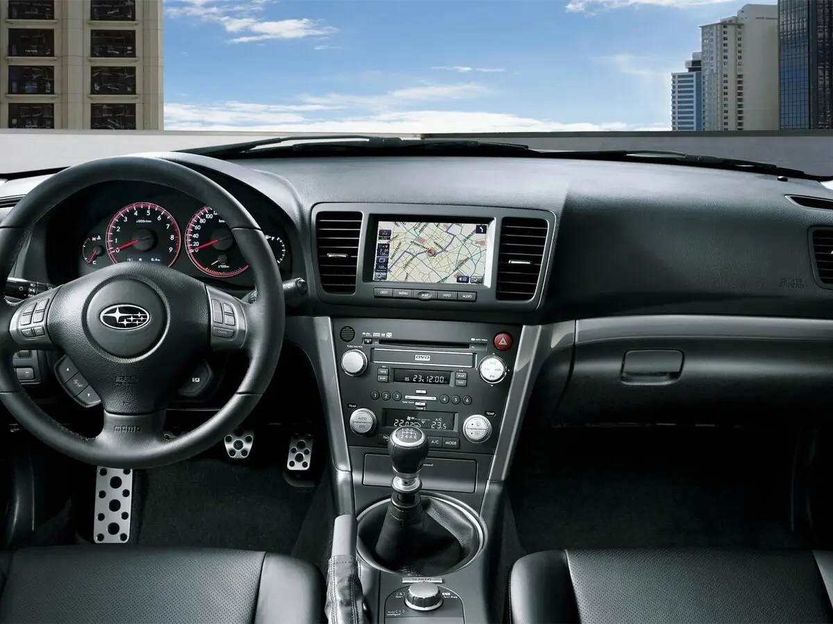 Subaru Legacy IV Рестайлинг Седан — фото 4