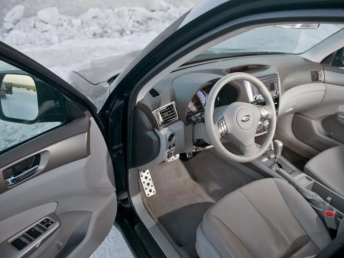 Subaru Forester III Внедорожник 5 дв. — фото 8