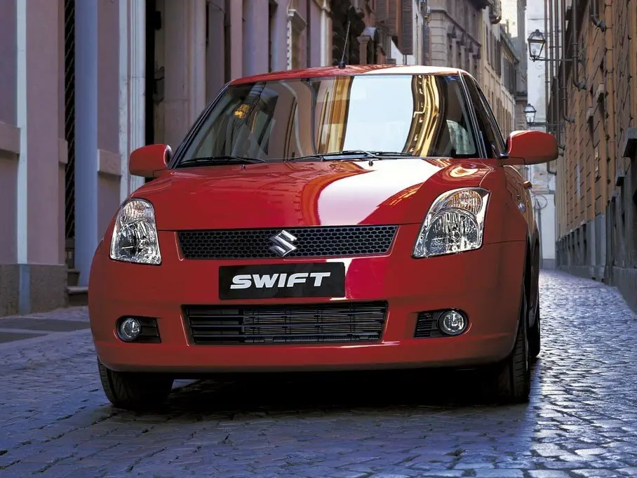 Suzuki Swift III Хэтчбек 3 дв. — photo 3