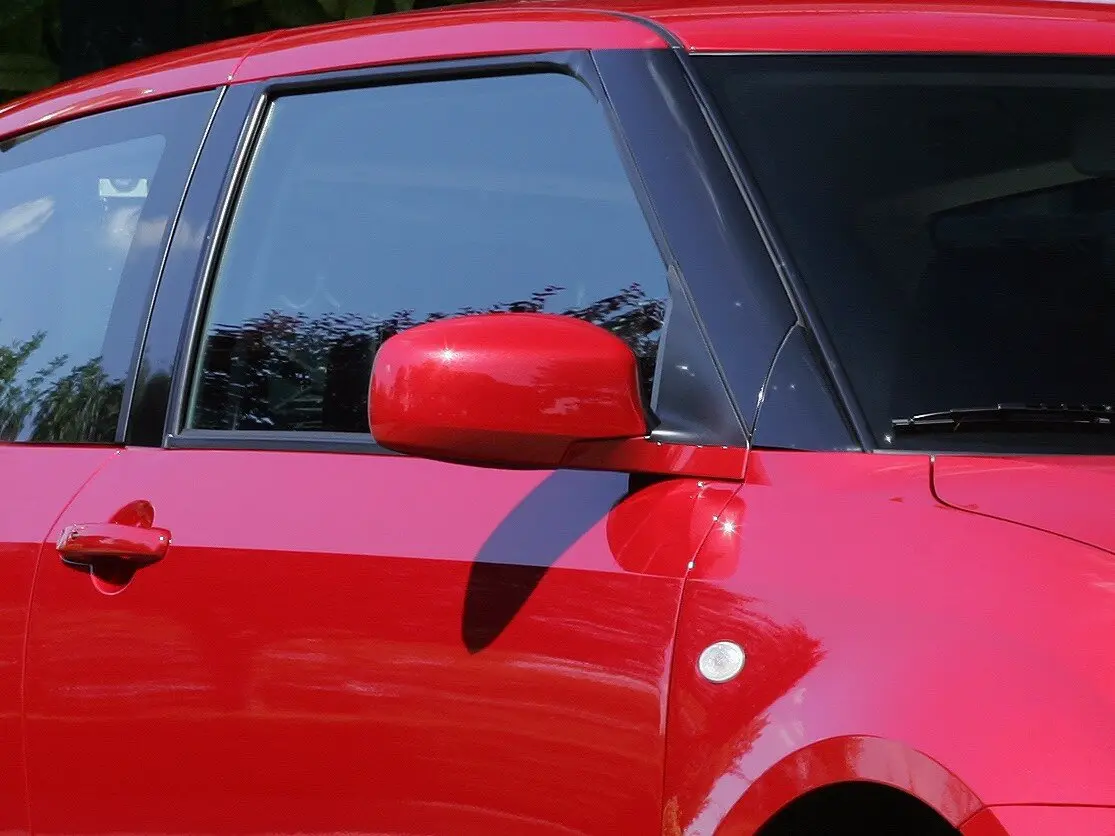 Suzuki Swift III Хэтчбек 3 дв. — photo 6