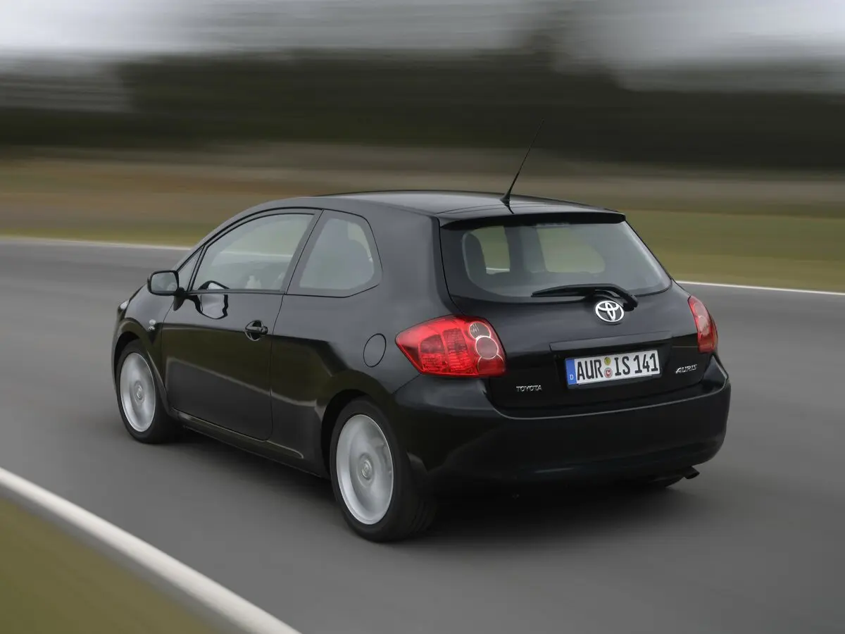 Toyota Auris I Хэтчбек 3 дв. — сүрөт 5