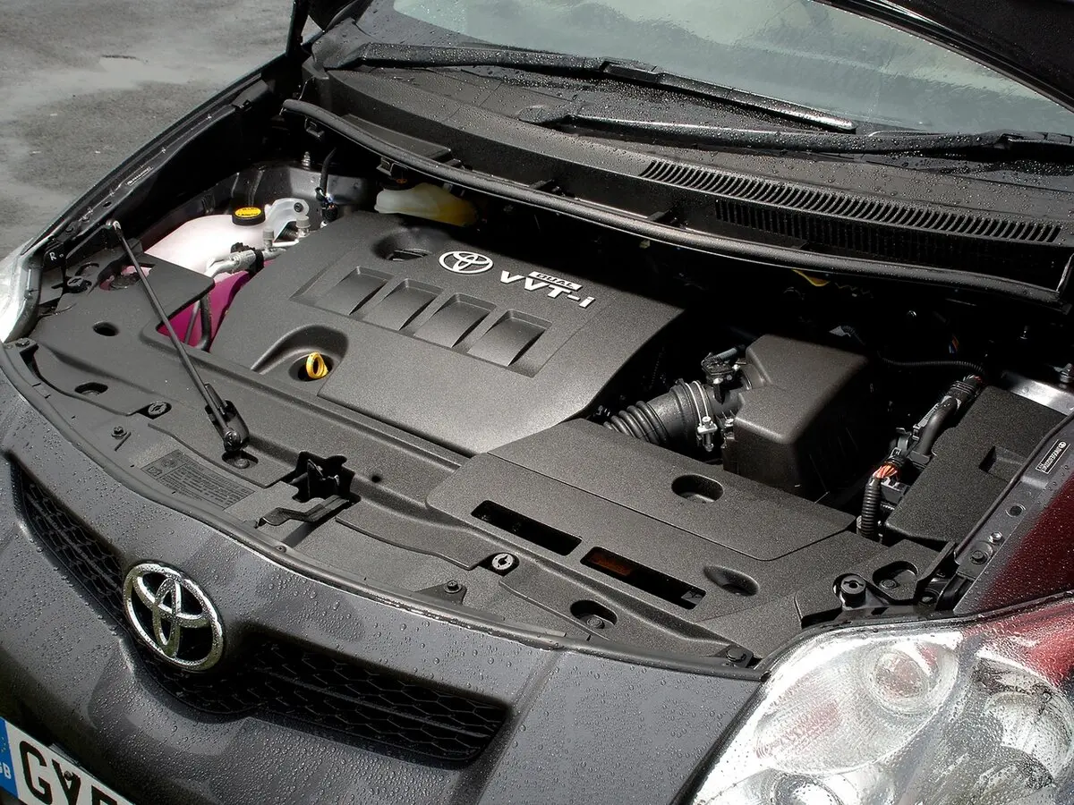 Toyota Auris I Хэтчбек 5 дв. — сүрөт 17