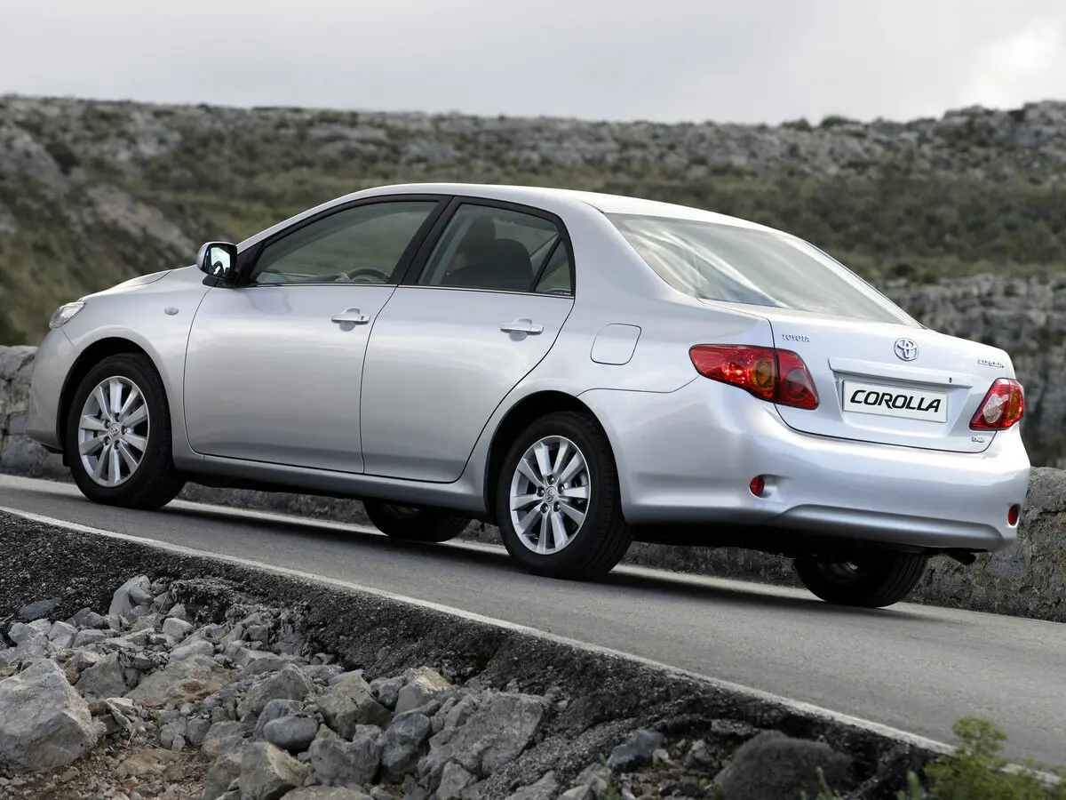 Toyota Corolla X (E140, E150) Седан — фото 5
