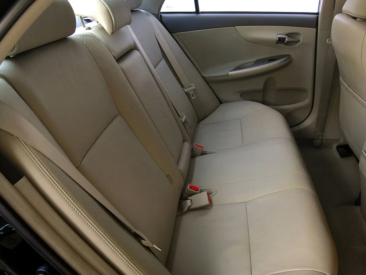 Toyota Corolla X (E140, E150) Седан — фото 10