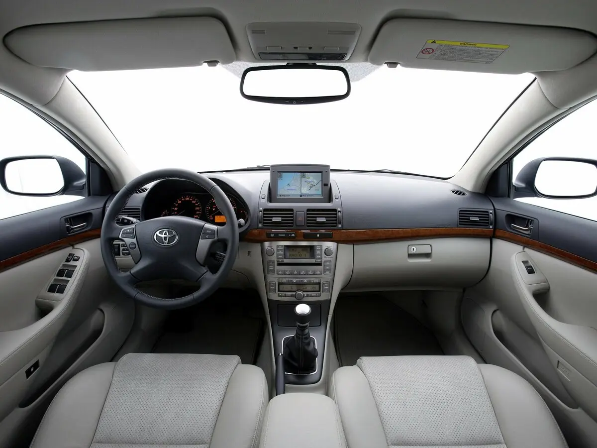 Toyota Avensis II Рестайлинг Седан — сүрөт 6