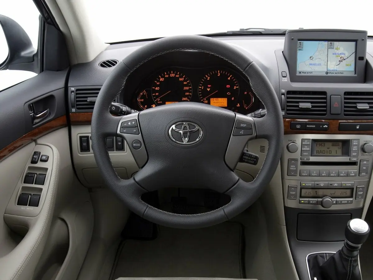 Toyota Avensis II Рестайлинг Седан — сүрөт 8