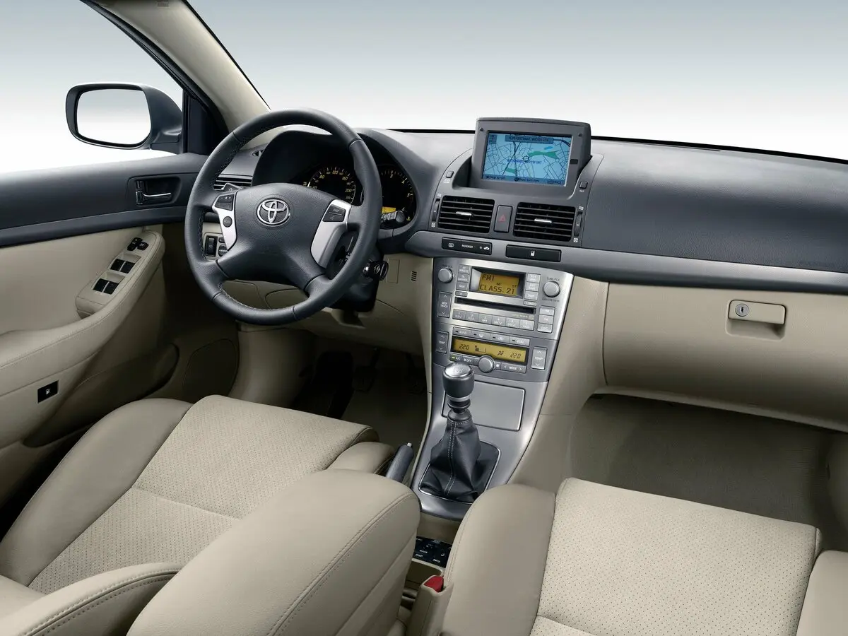 Toyota Avensis II Рестайлинг Лифтбек — сүрөт 6