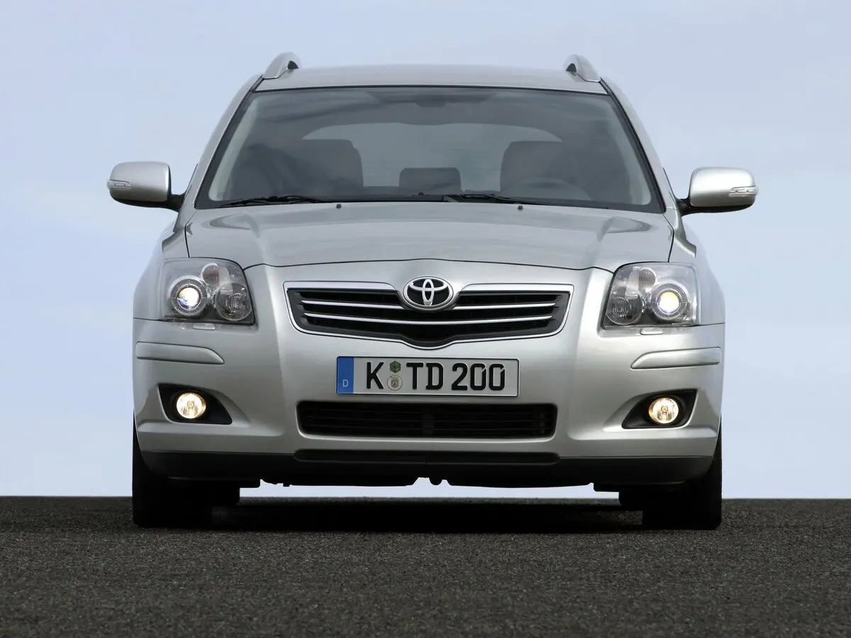 Toyota Avensis II Рестайлинг Универсал 5 дв. — сүрөт 3