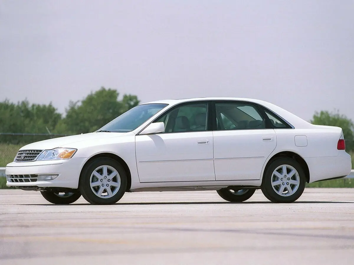 Toyota Avalon II Рестайлинг Седан — фото 2