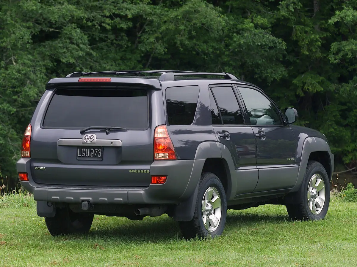Toyota 4Runner IV Внедорожник 5 дв. — фото 4