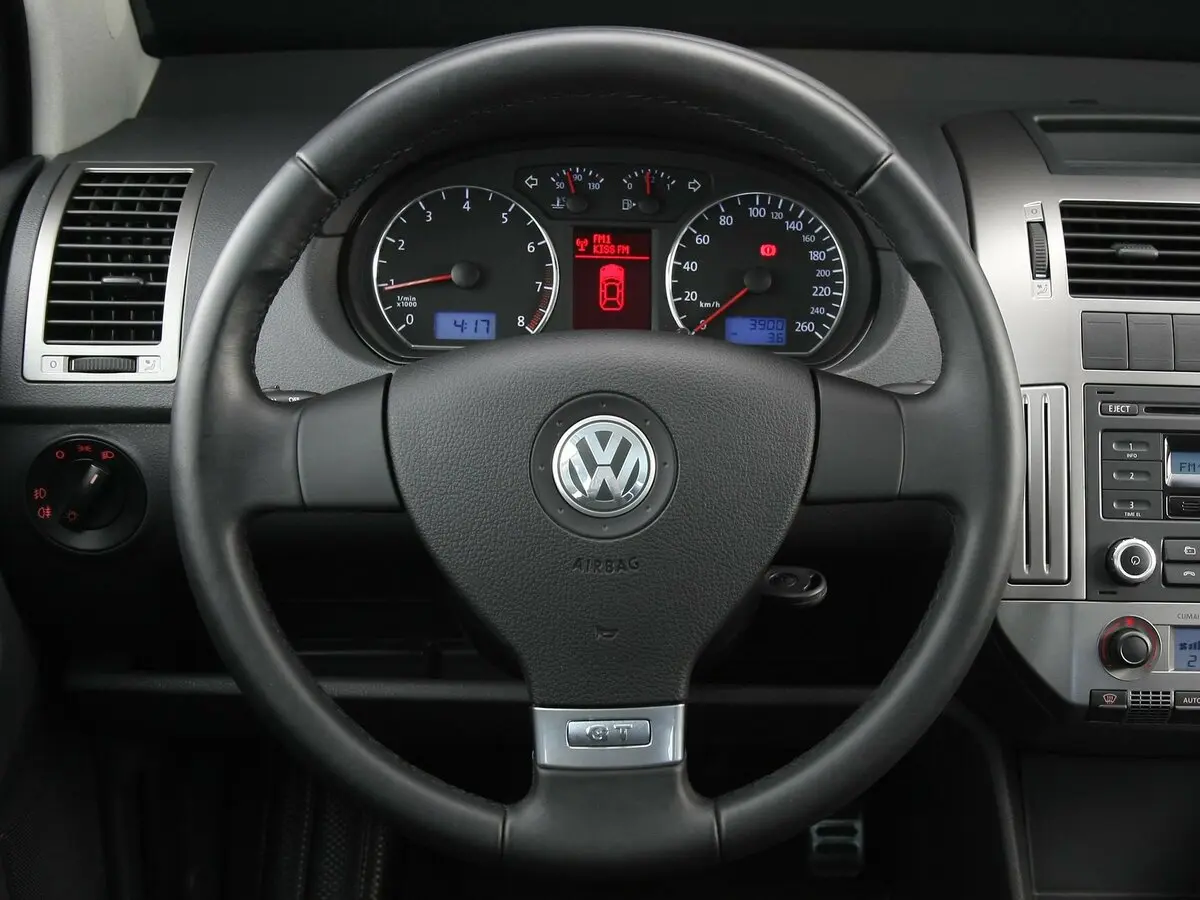Volkswagen Polo IV Рестайлинг Хэтчбек 5 дв. — фото 7