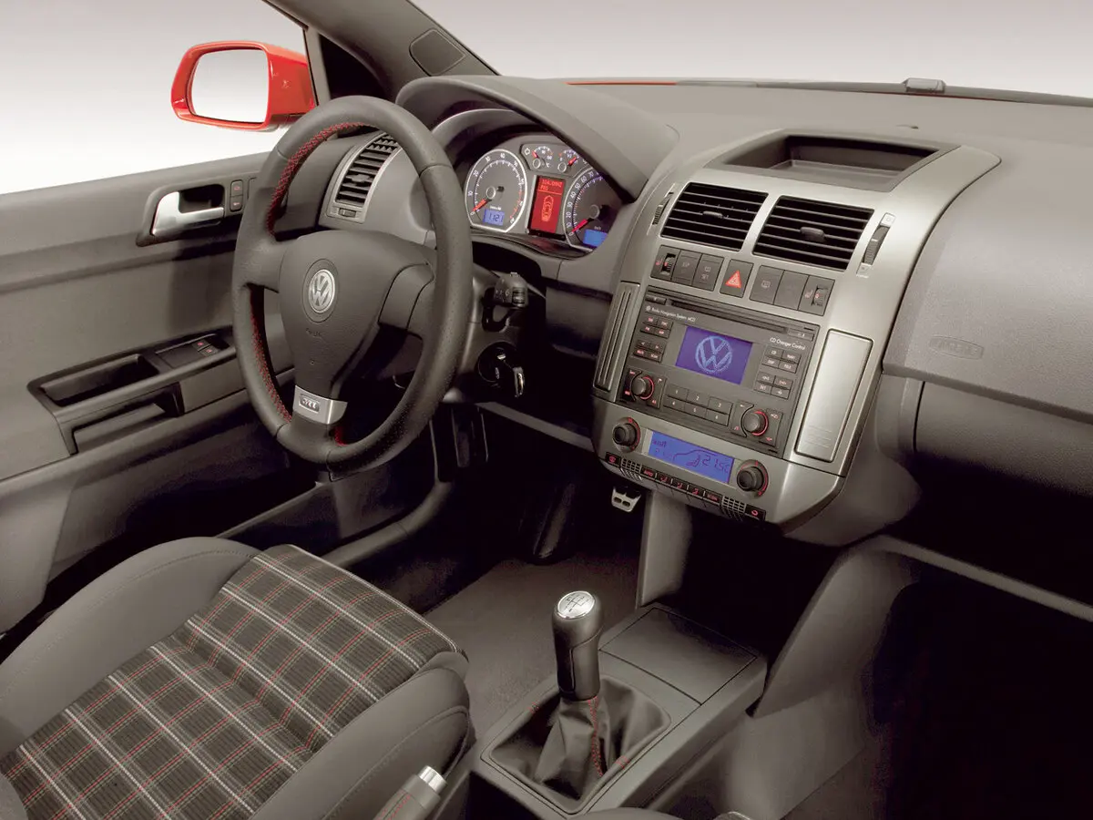 Volkswagen Polo GTI IV Хэтчбек 3 дв. — сүрөт 6