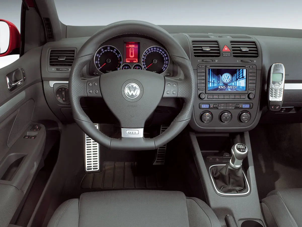 Volkswagen Golf GTI V Хэтчбек 3 дв. — сүрөт 5