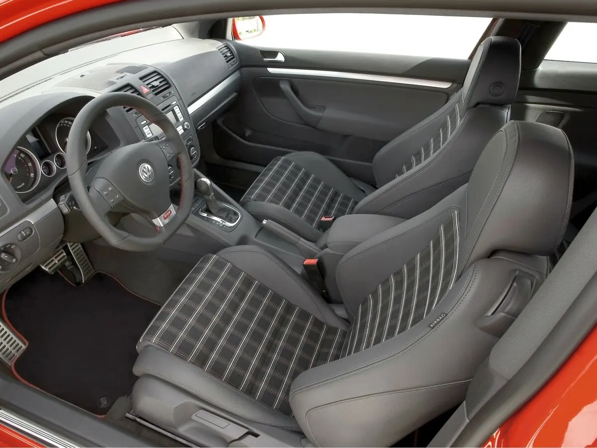 Volkswagen Golf GTI V Хэтчбек 3 дв. — сүрөт 6